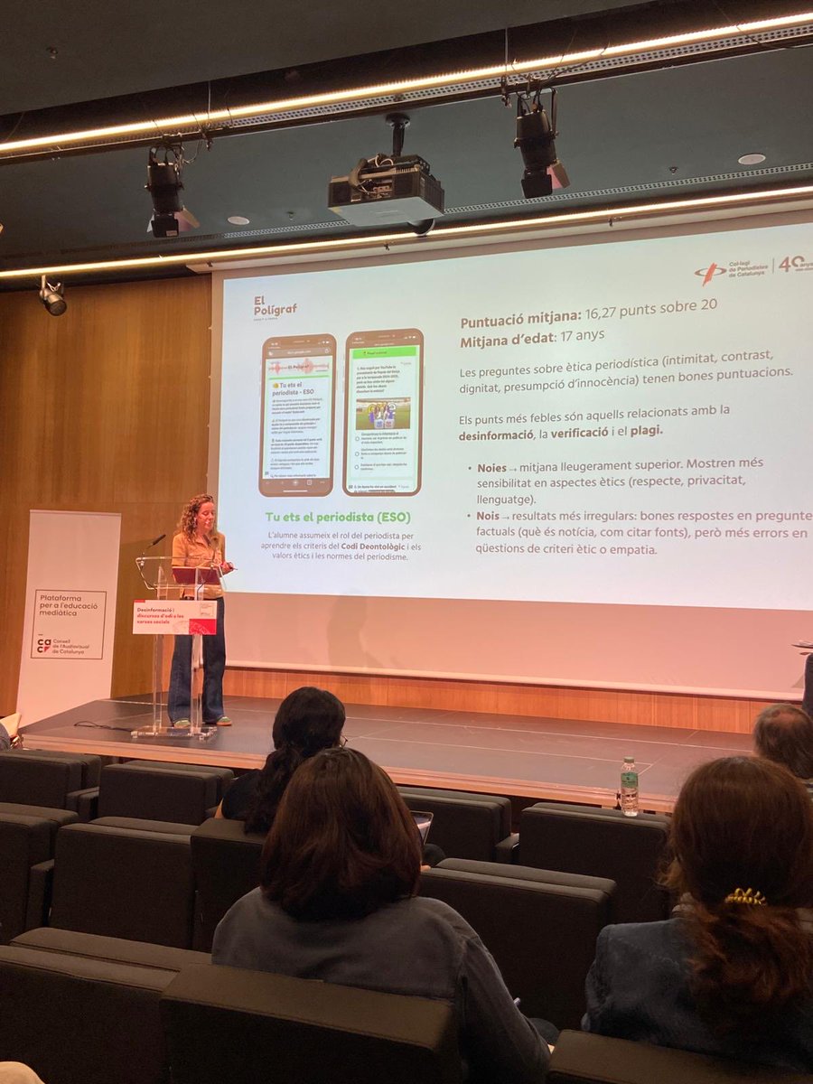 periodistes_cat's tweet photo. 🤗A la #2aJornadaPEM hem presentat El Polígraf, un recurs lúdic i intergeneracional per treballar l’educació mediàtica. 

Et posa a prova en IA, en els criteris del Codi Deontològic, en la detecció d’estafes i molt més!

👉Prova’l aquí: https://t.co/CclsUcbuF3 https://t.co/dhqlqRZ9ni