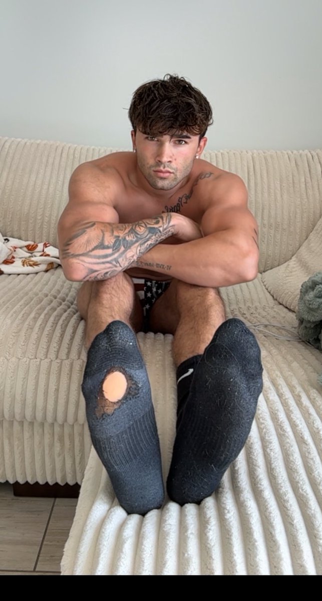 Masterjay2003's tweet image. Young powerful and godly.