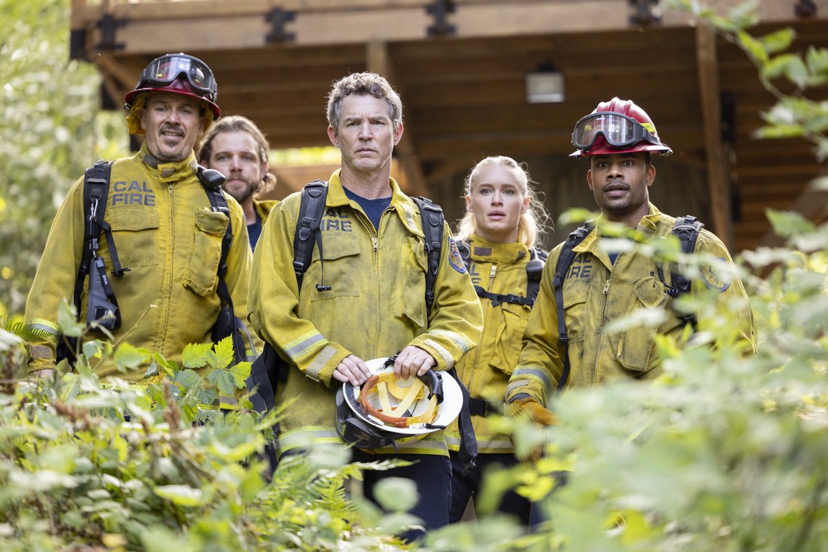 What2Vue's tweet image. Fire Country - NEW PHOTOS! 📸
S04E03 - The Tiny Ways We Start to Heal
See: what2vue.com/cbs/fire-count…
#FireCountry #CBS #photos