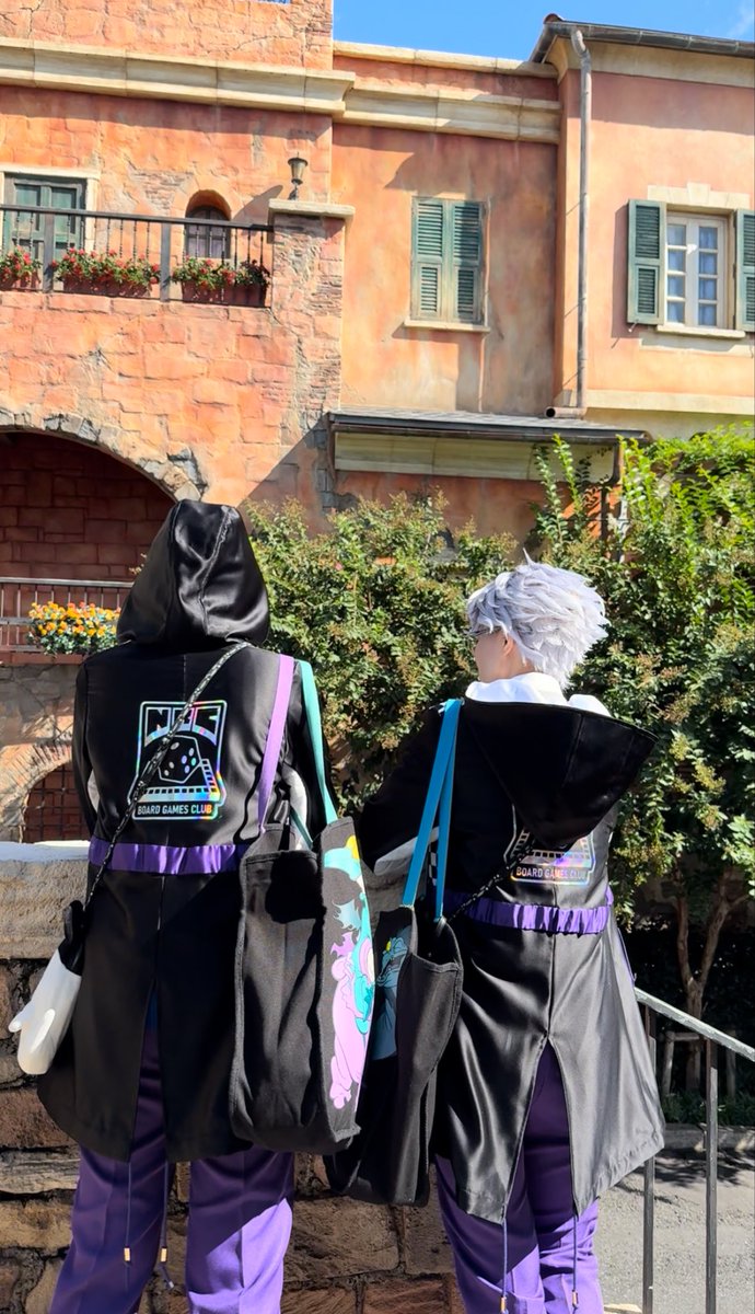 finn66621's tweet photo. 👕ボドゲ部クラブ・ウェア

#Dハロ仮装2025 
#Dハロ仮装ツイステ https://t.co/m6zR1LXugX