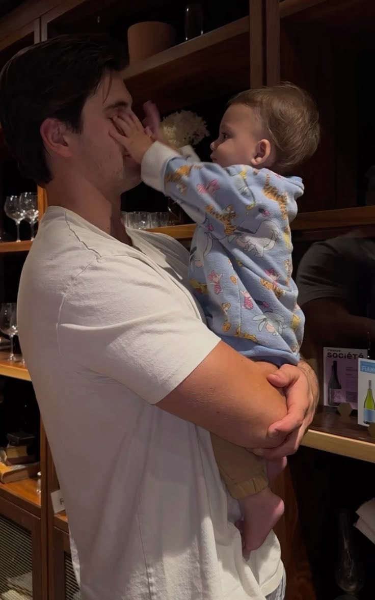 de antes que vea a la madre y se olvide de mi 😔