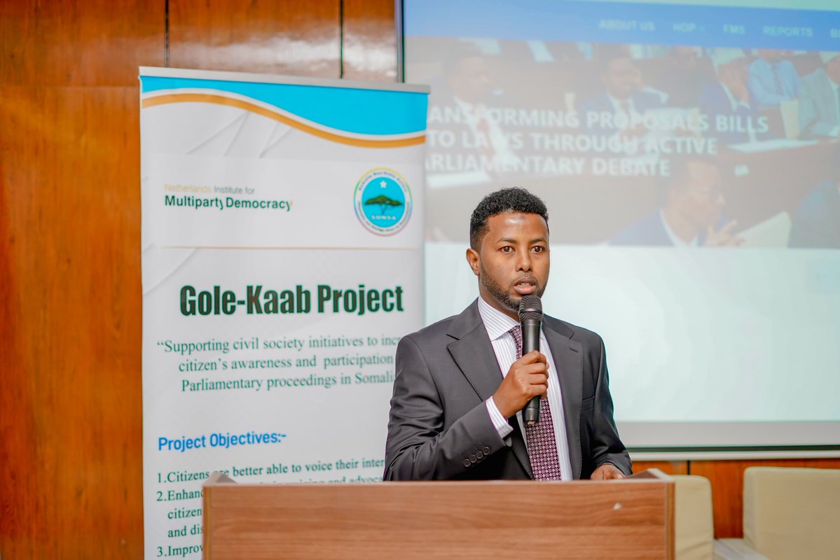 HusseinIyaye's tweet image. Very excited to moderate the panel discussion b/w #CSOs @SONSA_NSA & @NIEBCSomalia, through the @GoleKaab a Consultation on the Local Council Electoral Process.
The dialogue explored lessons from past electoral and discussed the expected electoral council in the Banadir region.