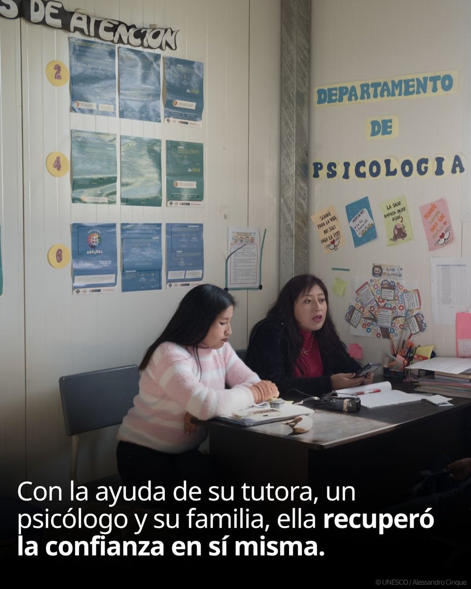 UNESCOperu's tweet photo. 🎓📚 Descubre el trabajo de la UNESCO, a través del #ProgramaHorizontes, una iniciativa que busca transformar la educación secundaria en zonas rurales, fomentando un proyecto de vida integral para los adolescentes.
#UNESCO30AñosEnPerú https://t.co/K5YYIMXeHf
