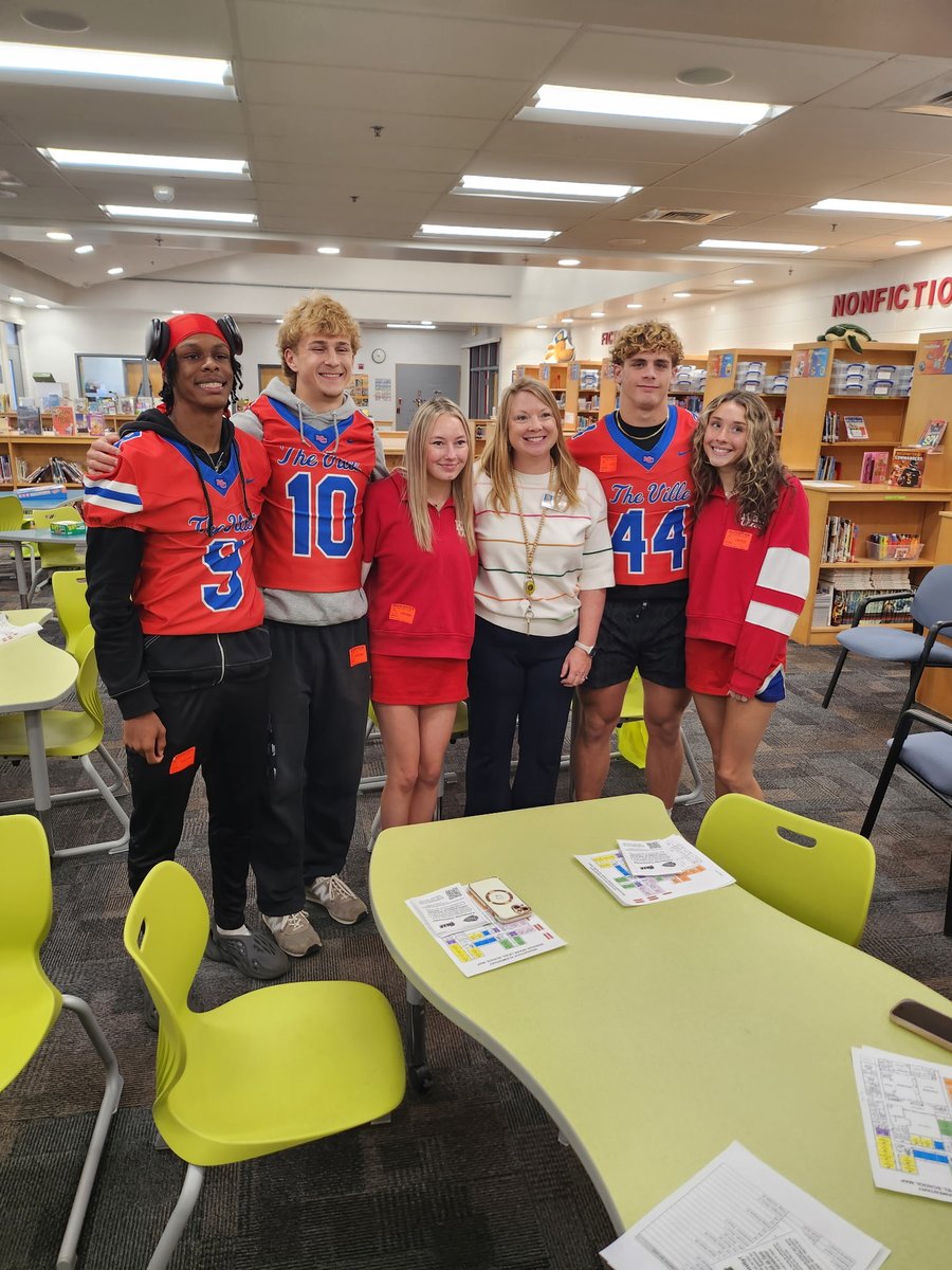 WoodchuckWorld tweet media