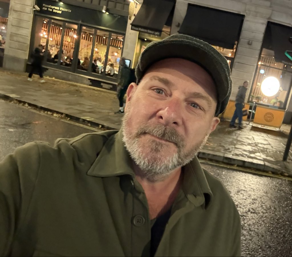 You can tell winter is coming to the UK when Warren wears a hat!