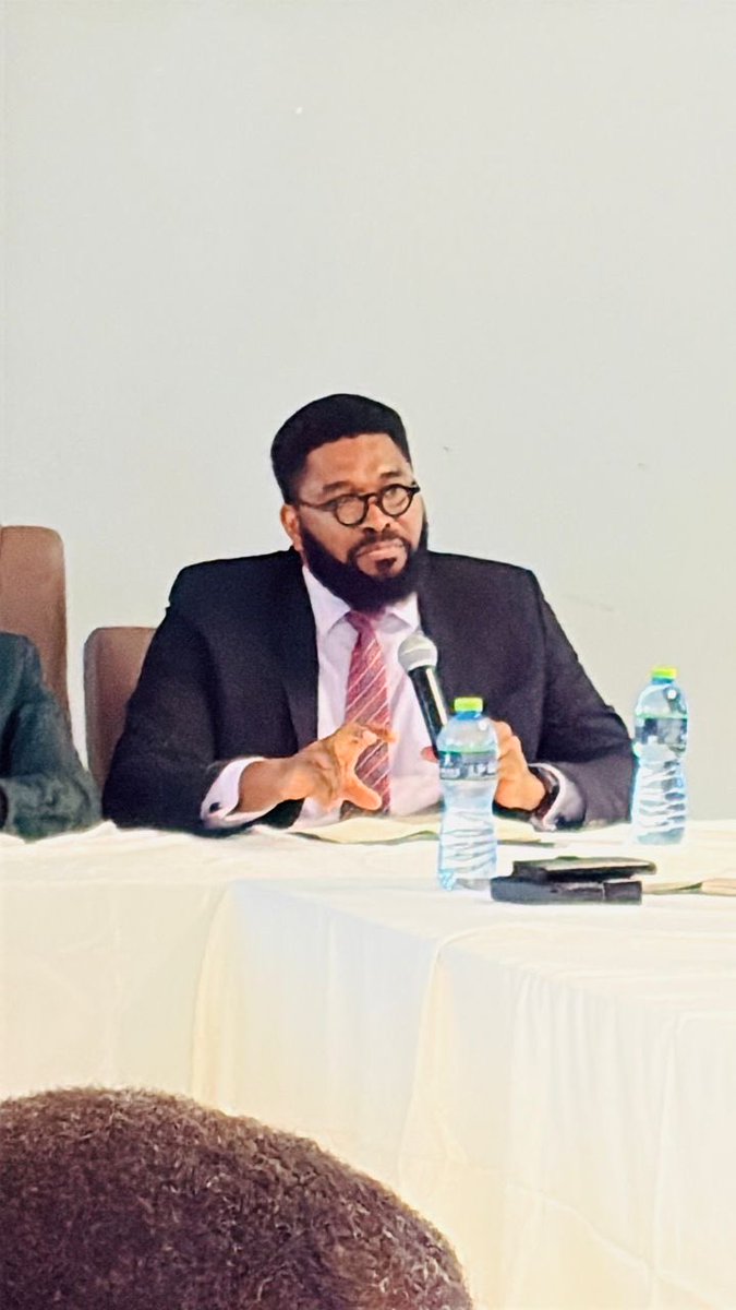 With funding from <a href="/UKinGhana/">UK in Ghana 🇬🇧🇬🇭</a>, we are supporting <a href="/mohgovgh/">Ministry of Health, Ghana</a> to develop &amp; validate Ghana’s National Migration Policy.

The policy will guide ethical health worker migration, strengthen retention &amp; boost progress toward #UHC.

Together we are building a stronger health workforce.