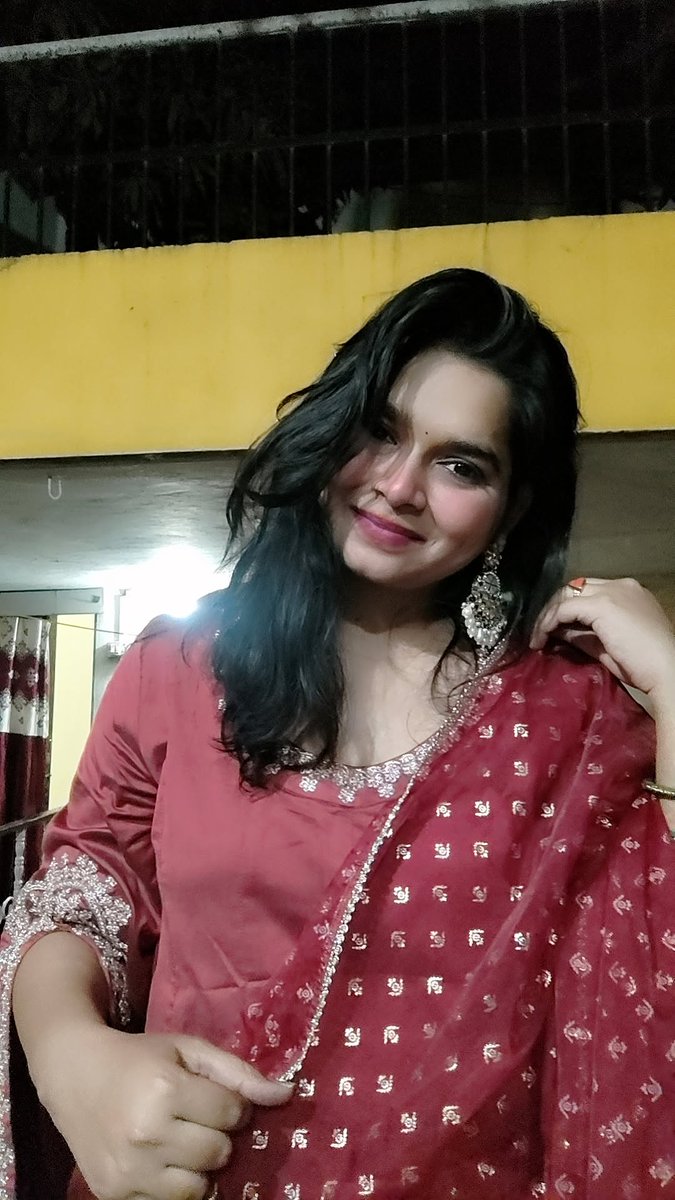 shruti rajput🐉 (@_vibe_sage) on Twitter photo  shruti rajput🐉 (@_vibe_sage) on Twitter photo