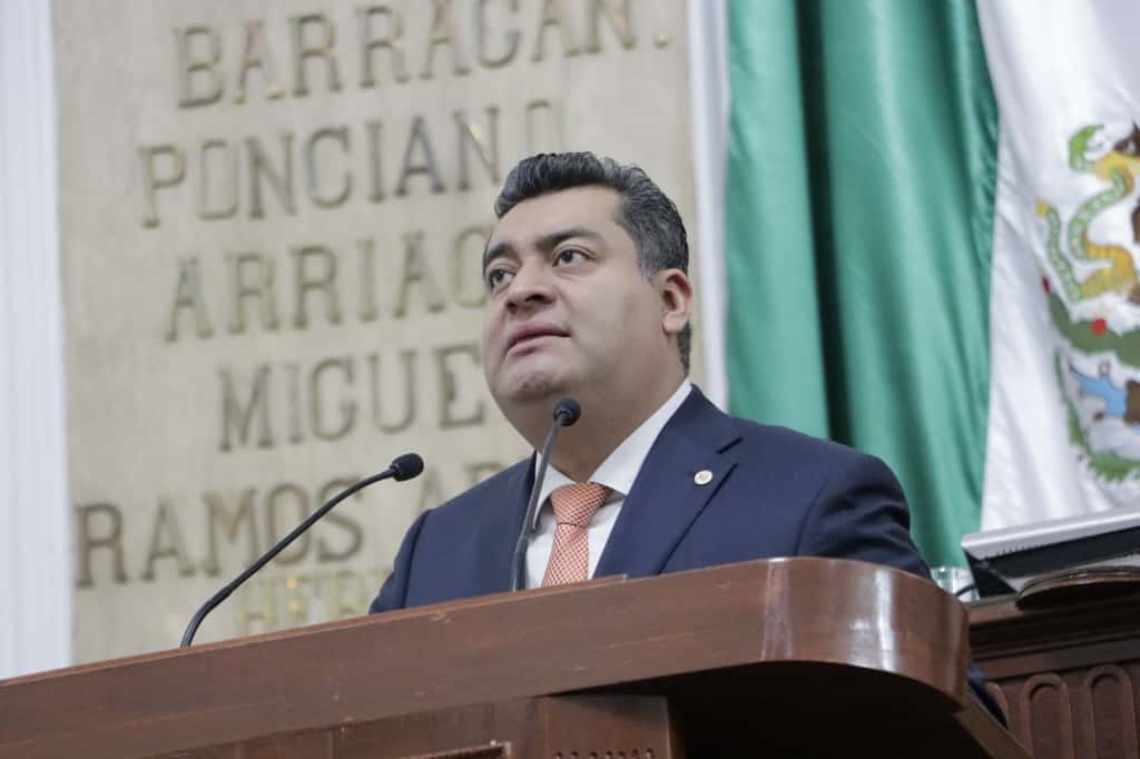 🏛️🦁🐻 Desde el #CongresoCDMX, el diputado <a href="/GarridoDiego_/">Diego Garrido</a> (PAN) propuso sancionar el tráfico de especies y prohibir la compra de animales silvestres.
