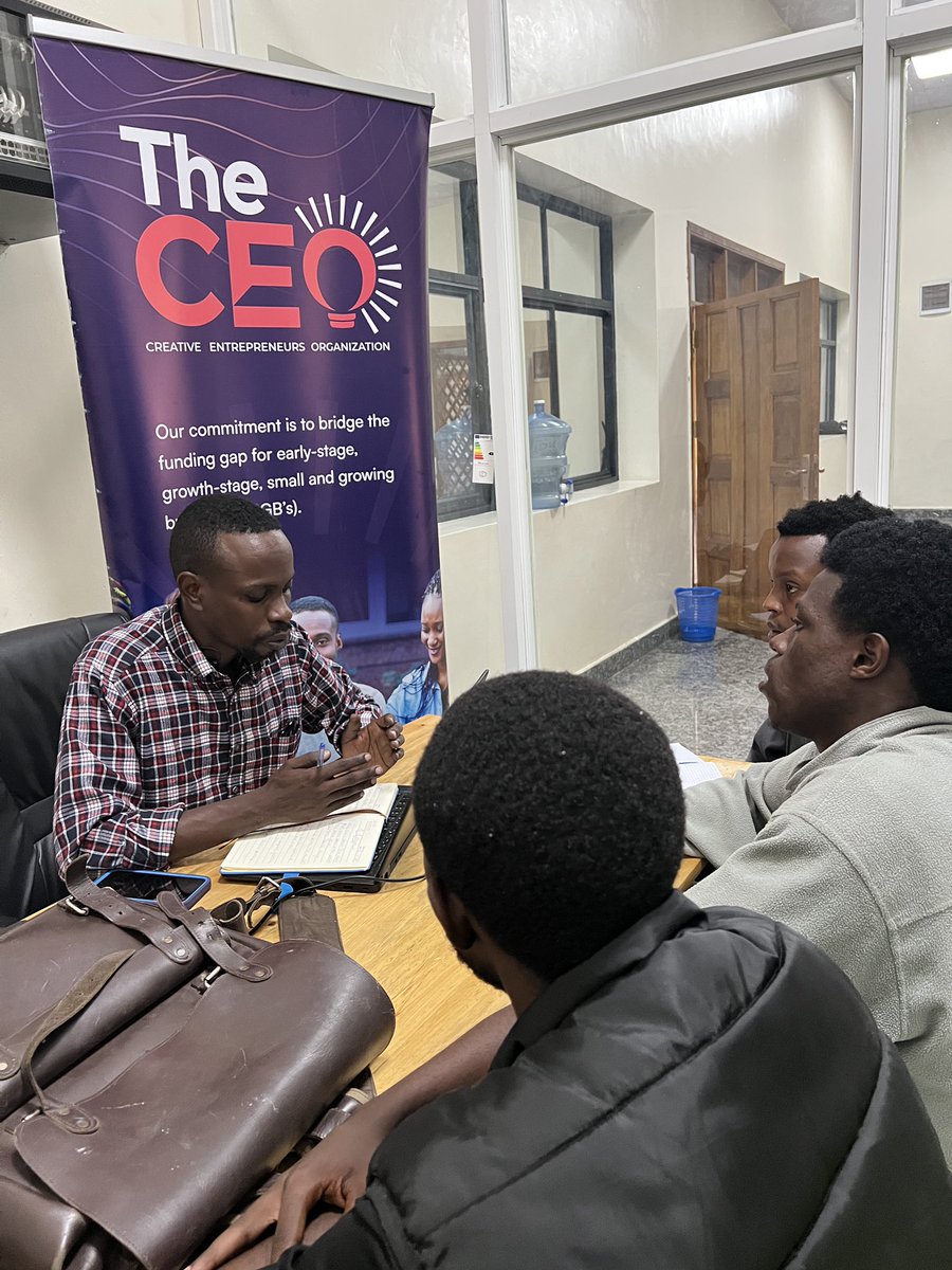 Theceorw's tweet photo. Great energy today at the  @HubMusanze .The  tech entrepreneurs had insightful one-on-one sessions with our experts. Focusing on both software &amp; hardware solutions.
@JicainRwanda @RISARwanda @HangaHubs https://t.co/DfkTVrCRrc
