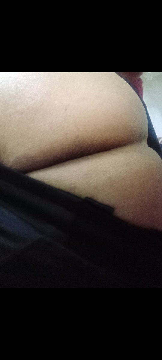 İçimde garip istekler.
Olgun aktif leri dm ye beklerim.