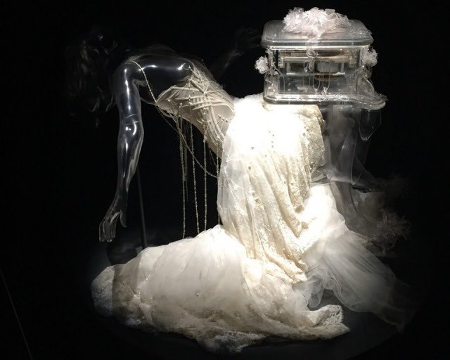 fiffy ☆ (@vanillapisces1) on Twitter photo Alexander McQueen “Pagan Poetry” Dress (2001) Alexander McQueen “Pagan Poetry” Dress (2001)