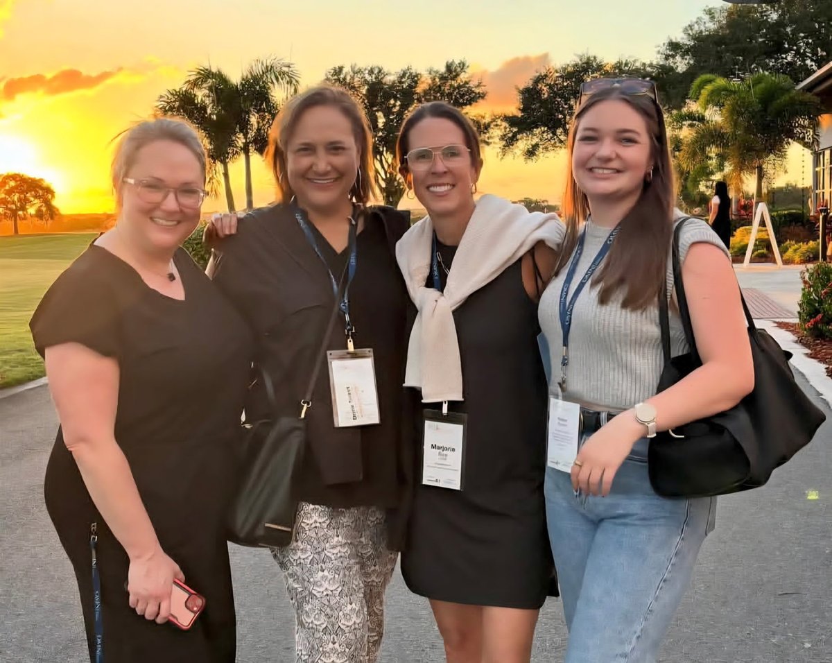 escobarforjudge's tweet image. The Athena’s team had the incredible opportunity to join over 1,000 participants at the JuST Conference! 🌟 We learned so much from the inspiring sessions and powerful conversations. 💪#JuST2025 #AthenasTeam #SharedHope