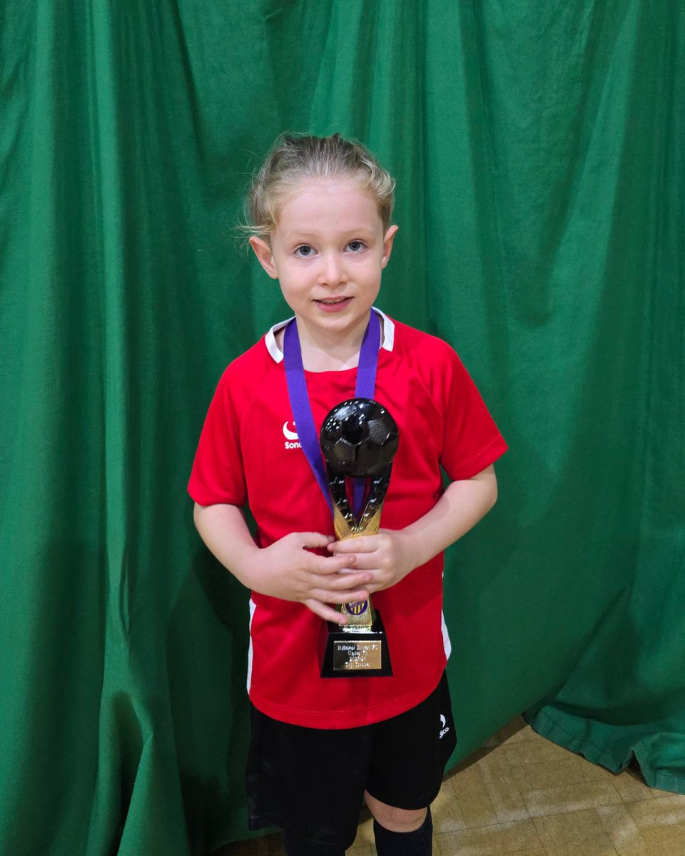 Fantastic effort from everyone at our U7 training last week, everyone continuing to learn and progress brilliantly 🙌

Congratulations to Archie on winning Top Trainer on his first session – brilliant work and incredible attitude throughout practices! 👏

#SHRFC