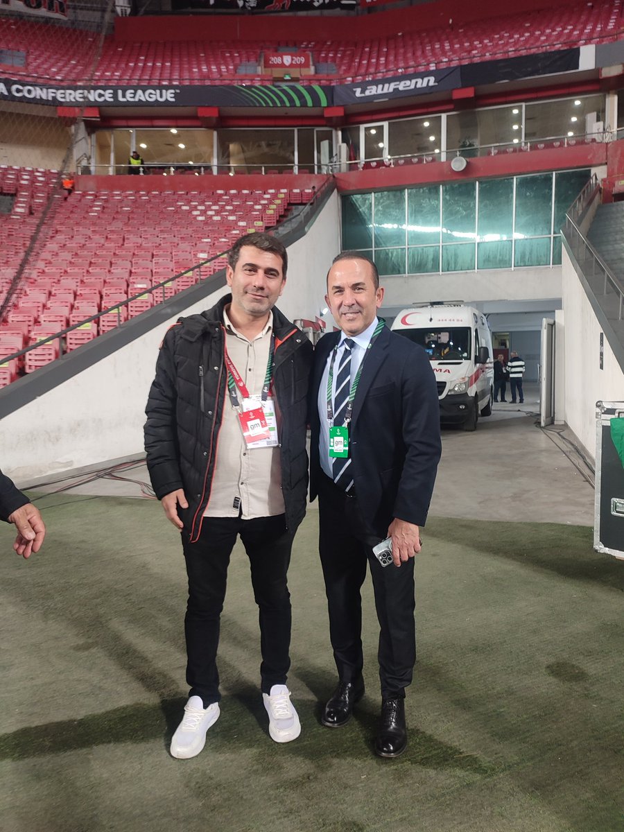 t_yazgi's tweet photo. Efsane @mehmetozdilek10 https://t.co/CwZJVzvAJR