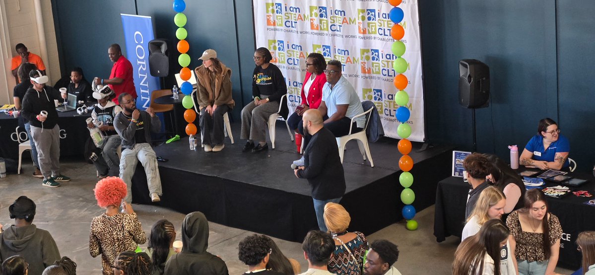 CharlotteWorks's tweet image. What an incredible day! 🎉 The 6th Annual #iamSTEAMCLT Youth Career Expo successfully connected 400 CMS juniors/seniors from under-resourced communities with exhibitors offering internships, apprenticeships, and jobs. The future of our workforce is bright! #WorkforceDevelopment