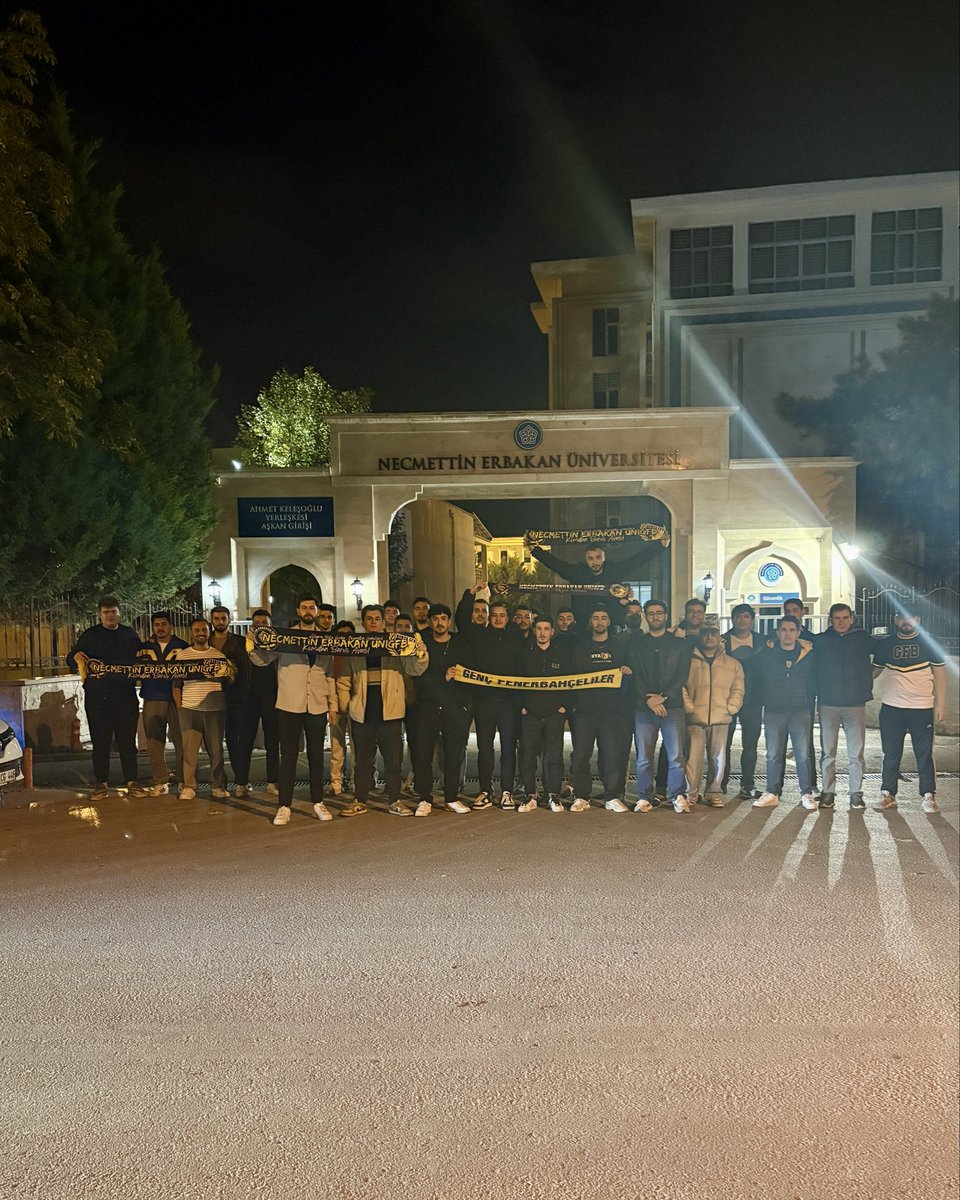 FENERBAHÇE NEFERLERİ!

FENERBAHÇE’miz - stuttgart maçını izlemek için bir araya geldik.

#NecmettinErbakanUNIGFB #UNIGFB