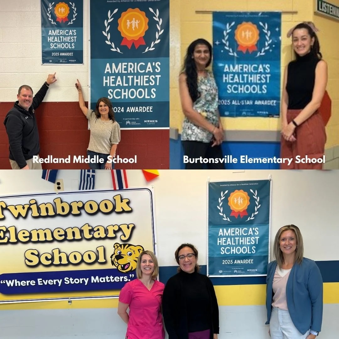 ¡3 escuelas de MCPS fueron reconocidas como algunas de las más saludables del país!

La Alianza para una Generación Más Saludable premió a s Burtonsville ES, Twinbrook ES y Redland ES por su compromiso con el bienestar de los estudiantes.

Lea más:ow.ly/iEb850XgAzw