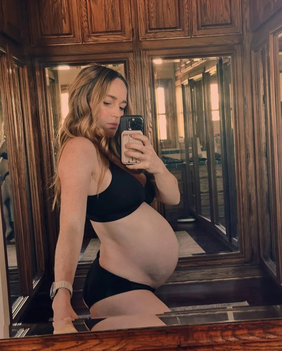 ๐๐๐๐๐ ๐๐๐๐๐๐. tweet media