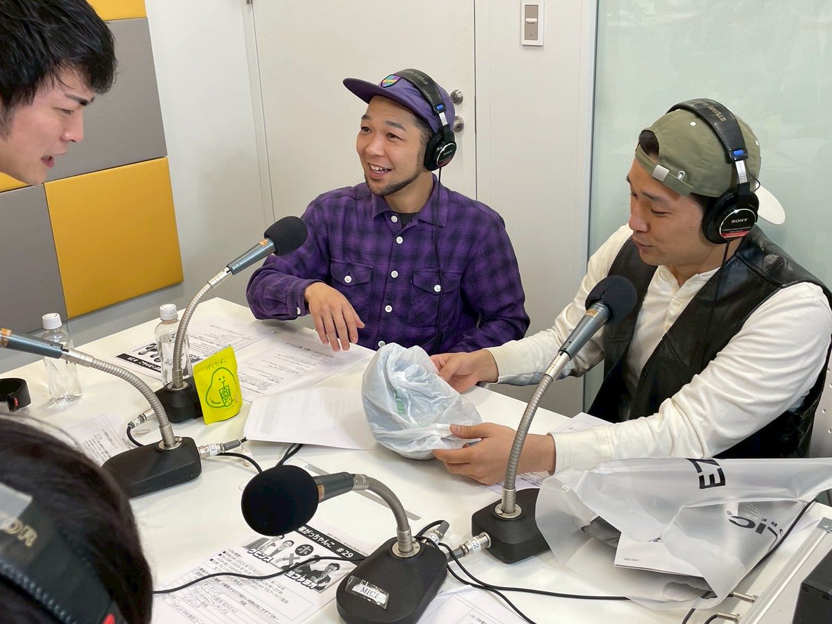 gacchanko1008's tweet image. ＃木曜がっちゃんこ ！！！

東さん誕生日もあって、プレゼント🎁トーク！
30代男性は何をあげたらいいのか？考えます!!!

👇️スタンドFM登録はコチラ↓
stand.fm/channels/67df7…

#がっちゃんこ #ABCラジオ