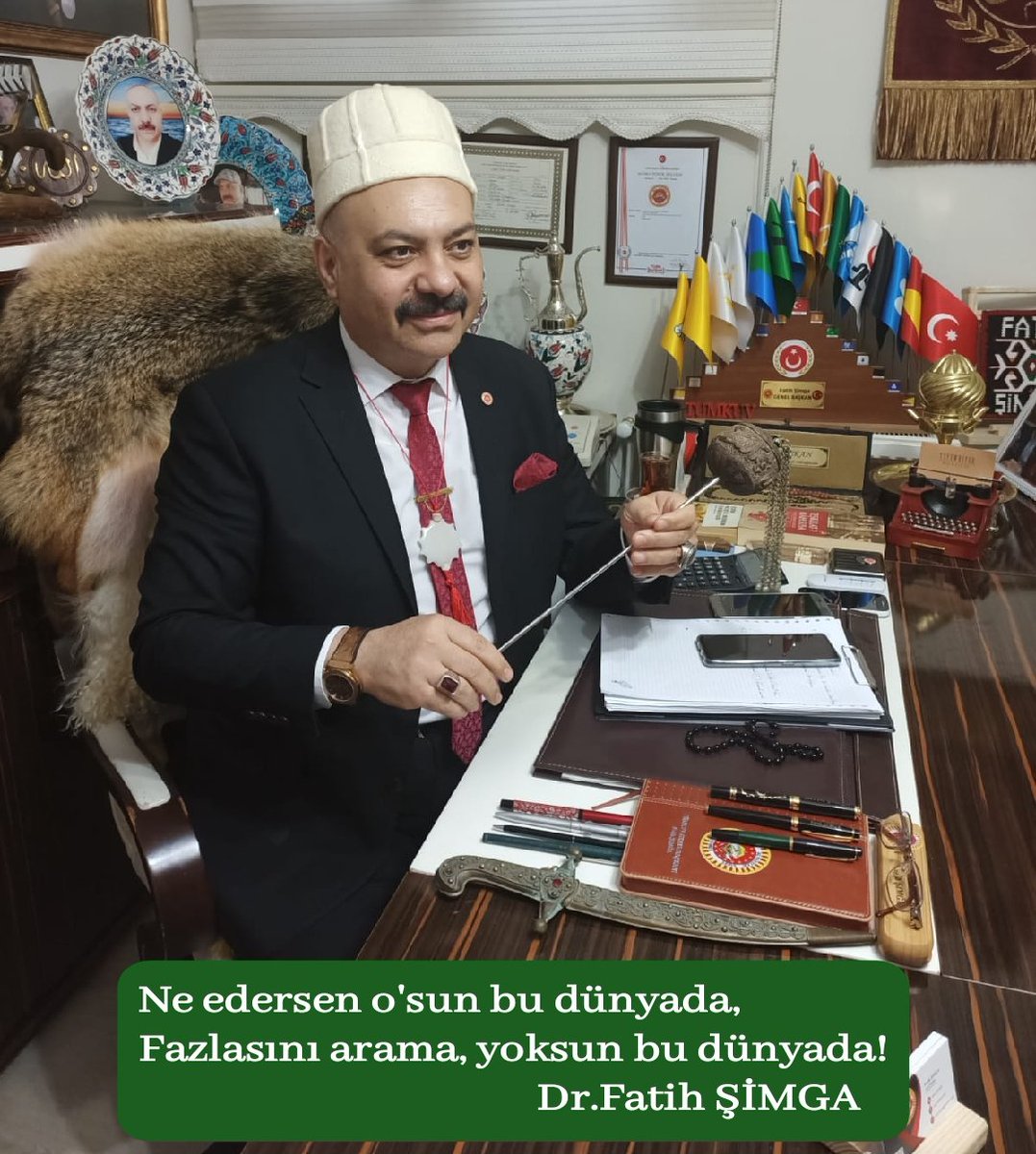 "Ne edersen, 
o'sun bu dünyada,
Fazlasını arama, 
yoksun bu dünyada.!" 
Dr.Fatih ŞİMGA