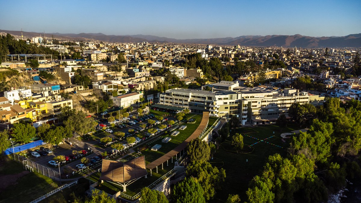 #ArequipaCiudadConHumanidad | 🏛️✨ La San Pablo es sede del evento que celebra los 25 años del Centro Histórico de Arequipa como Patrimonio Cultural de la Humanidad. 🌍🤍
<a href="/muniarequiparet/">muniarequipasgrecit</a> 
#UCSP #SanPabloEsMás #ArequipaHistórica #PatrimonioCultural #UNESCO #GestiónPatrimonial
