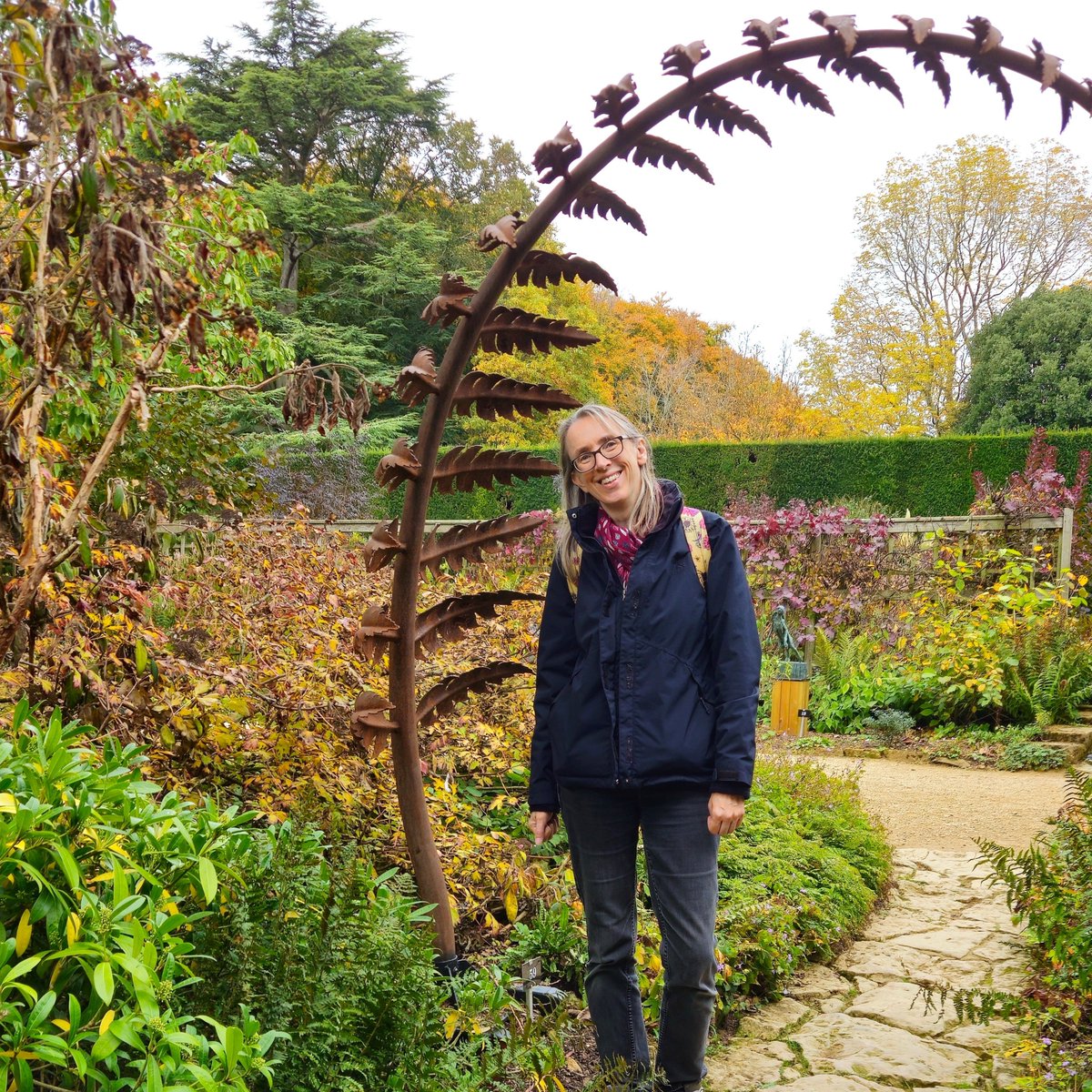 RawlinsonJulia's tweet photo. Communing with the spirit of the rabbits from Fletcher and the Caterpillar at beautiful Hidcote. Gorgeous curling fern sculpture by Ian Gill, Fletcher and the Caterpillar art by @TiphanieBeeke #Hidcote #HidcoteGardens #HidcoteManor #FletchersFourSeasons #FletcherAndTheCaterpillar https://t.co/w139KmvL8i
