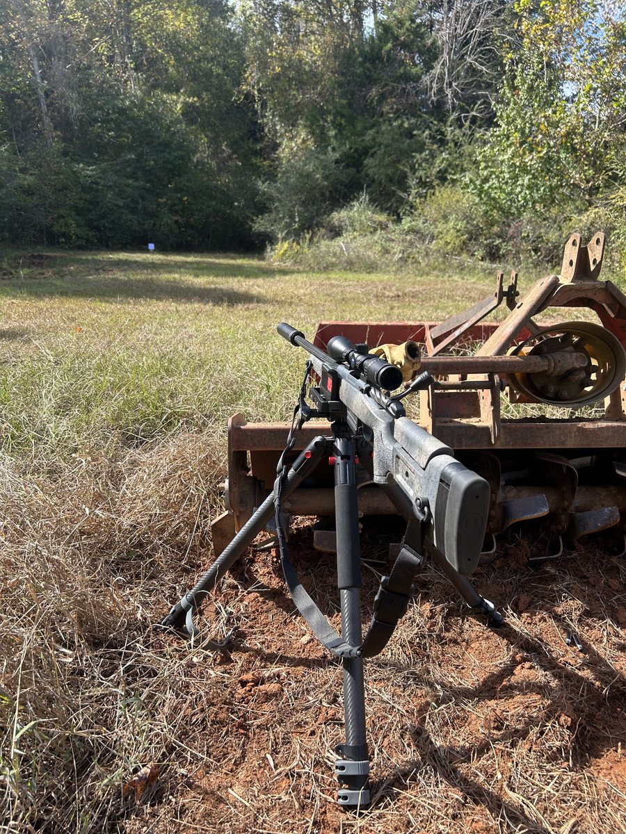 Y’all go touch some grass 🎯