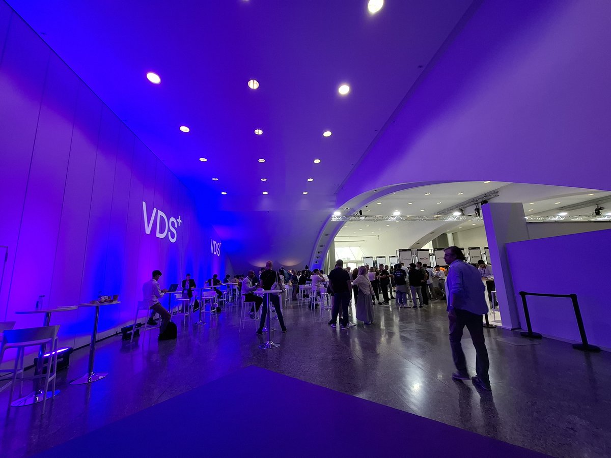 En <a href="/VDS_event/">VDS</a>  , uno de los principales encuentros INNOVADORES que convierte a València en un HUB Tecnológico Global..