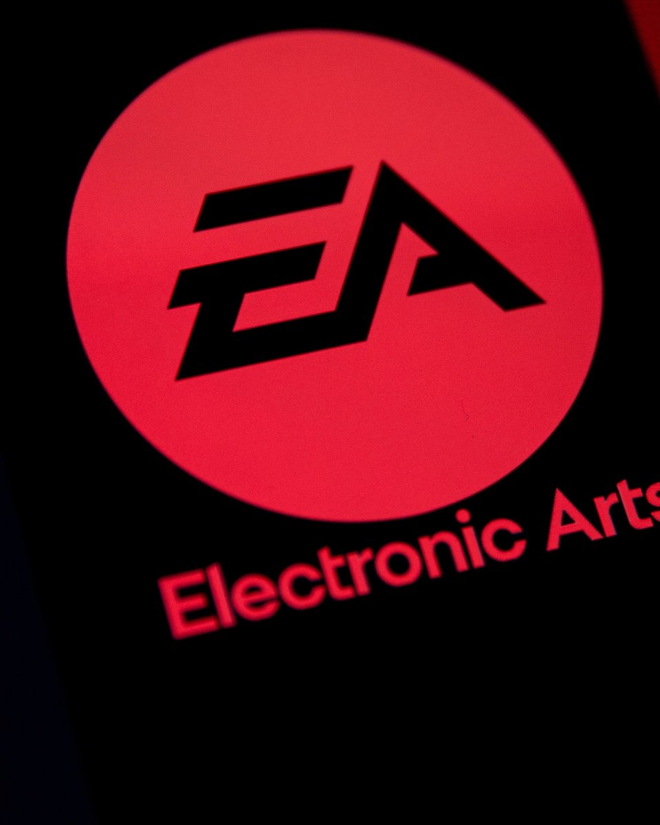 pookieraju's tweet image. 🚨 EA to Exit Mobile Gaming After EA Sports FC 26 Mobile! 🚨

According to reports from Black Panthaa, EA is reportedly stepping away from the mobile gaming market after the release of EA Sports FC 26 Mobile.
