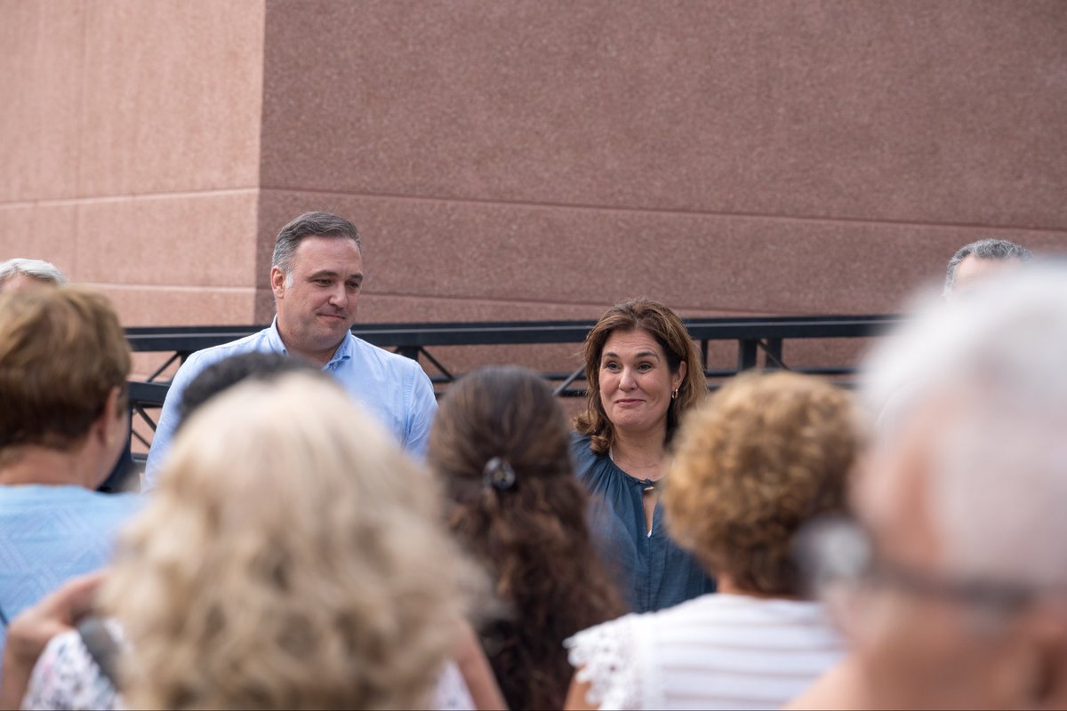 👉🏻 <a href="/carlos_ester/">Carlos Ester</a> visitó en la jornada de hoy el barrio capitalino de Las Torres junto al grupo municipal para abordar la problemática que los vecinos llevan meses trasladando y que el Partido Popular de Las Palmas de Gran Canaria destapó e informó a todos los vecinos. 

El