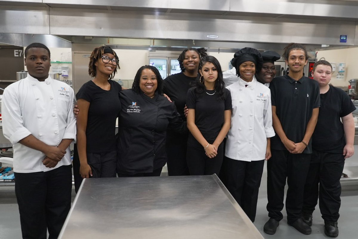 🍽️ A Taste of Excellence! 👨‍🍳
The talented culinary students of <a href="/RNECavaliers/">Richland Northeast HS</a> showcased their skills by preparing and serving a delicious lunch for the Richland Two Board members. 😋