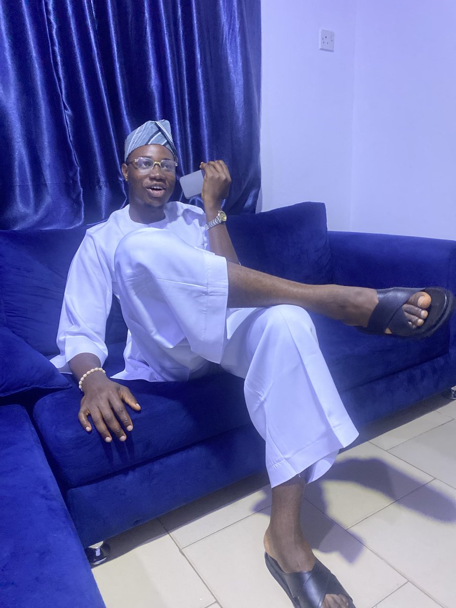 Innojezben's tweet photo. Good evening y’all 
Time to get serious https://t.co/1gQQ6Rrfrc