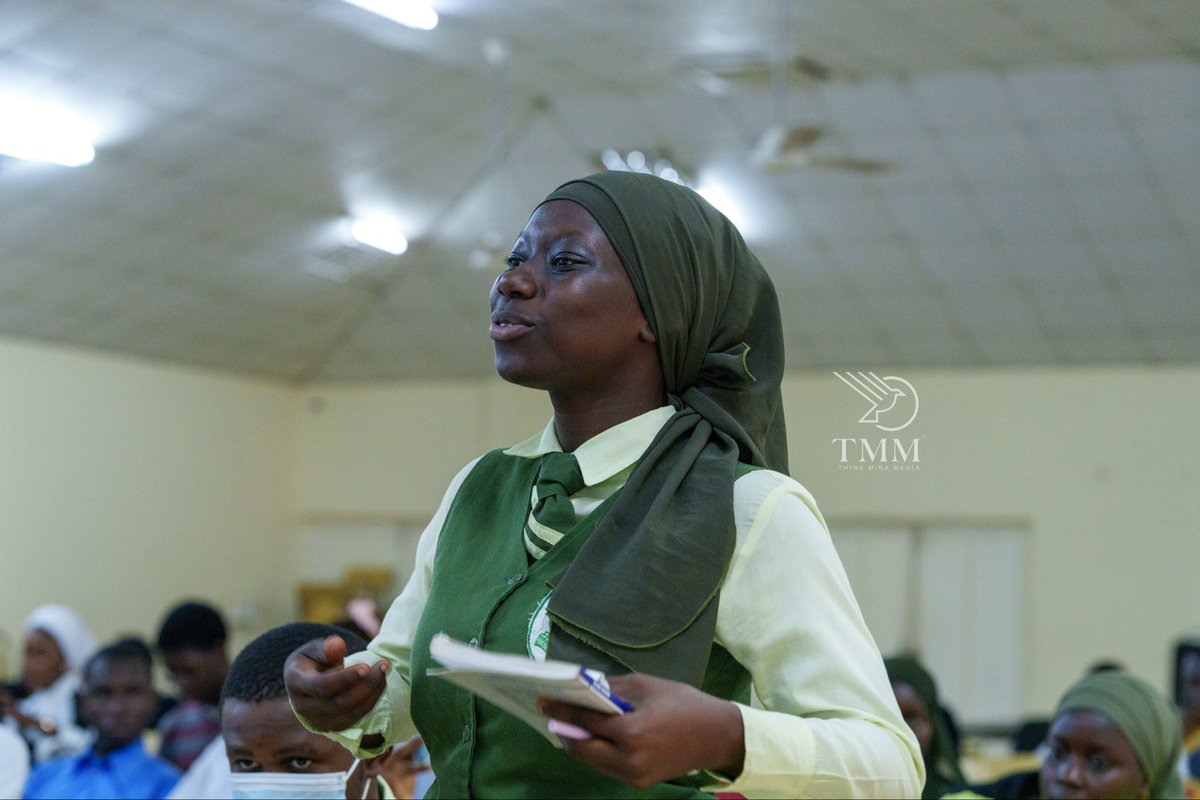 thinkMinaInt's tweet photo. High school and university students came together at the #UTG Career Day, organized by the UTG Debate Association (#UTGDA), for a vibrant space of learning and inspiration, with our CEO, Madame Fatima Diallo, among the guest speakers. 🎓💼

#CareerDay #UTG #YouthEmpowerment https://t.co/USBScHwGZT