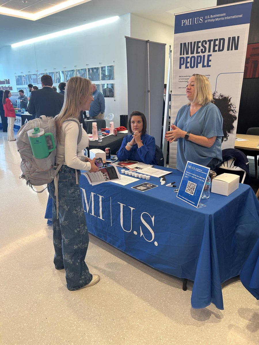 The Chan’s buzzing with the GFCB Internship Fair! #InternshipFair #wku