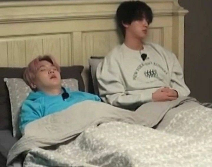 chonguvoting's tweet image. I'm voting #jin for the #2025MAMAVOTE