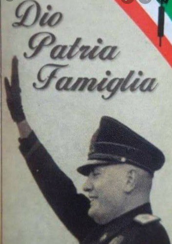 Fuera máscaras!! 🤡🤡🤡 El pan recargado hacía la extrema derecha, plagiando el eslogan de la Dictadura fascista de Benito Mussolini!!😱😱😱😱😱
Esa historia ya sé contó y todos sabemos cómo terminó!!!
😈😈😈😈😈😈😈😈😈