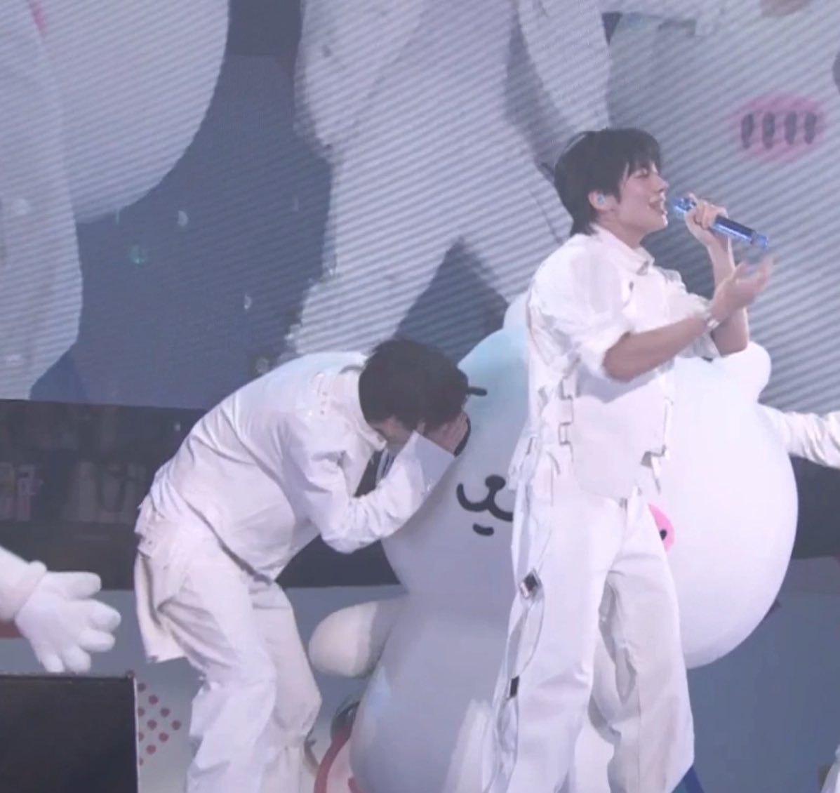 bro wants to see the backrooms