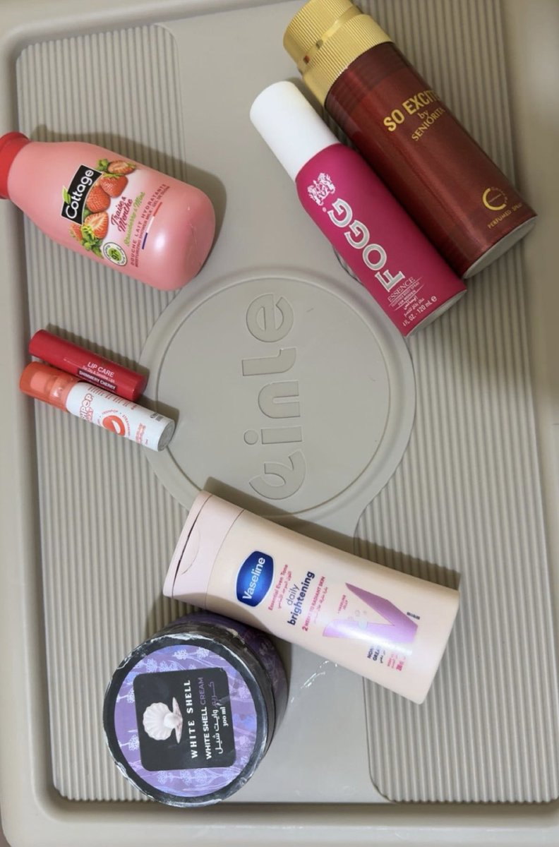 هذا روتين قبل المقابله
اول صنفرة لمكوتك 
( تعطي نظارة وبياض وطراوة ) 
بعدها شور
ومعطر للجسم ولمكوتك
ومرطب شفايف ومعطر لفمك

اخر شي بعد ماتنظف خرقك من داخل تحط بلسم فراولة عشان لحس الخرق بطعم الفراولة 🥰

#سالب_الاحساء
#موجب_الاحساء
#سالب_الحسا
#سالب_بقيق
#سالب_قطر
#سالب_النعيريه