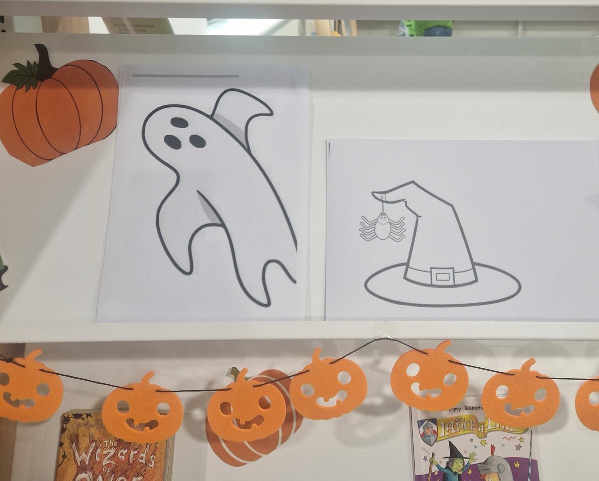 KnebCommLibrary's tweet image. The spooky season has arrived at Knebworth Library  -  join in the Halloween fun & colour in some spooky pictures.
#KnebworthLibrary #CommunityLibrary #LocalLibrary #bookdisplay #halloweenatthelibrary