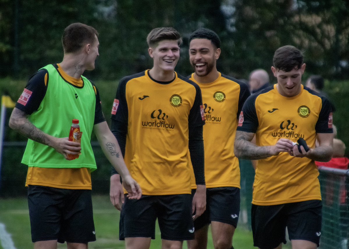 𝙇𝙚𝙩’𝙨 𝙂𝙤, 𝙈𝙤𝙖𝙩𝙨𝙞𝙙𝙚𝙧𝙨!

The boys are on the road to <a href="/vcd_club/">VCD Athletic Football Club</a> Saturday - and they want you there with them!

Make the journey, make it LOUD, and back the lads for a 3pm KO!

🚆 Join supporters getting the 11:33am train from Merstham.

📸 <a href="/PhotographyVjt/">VJT Photography</a>

#COYM 🧡🖤
