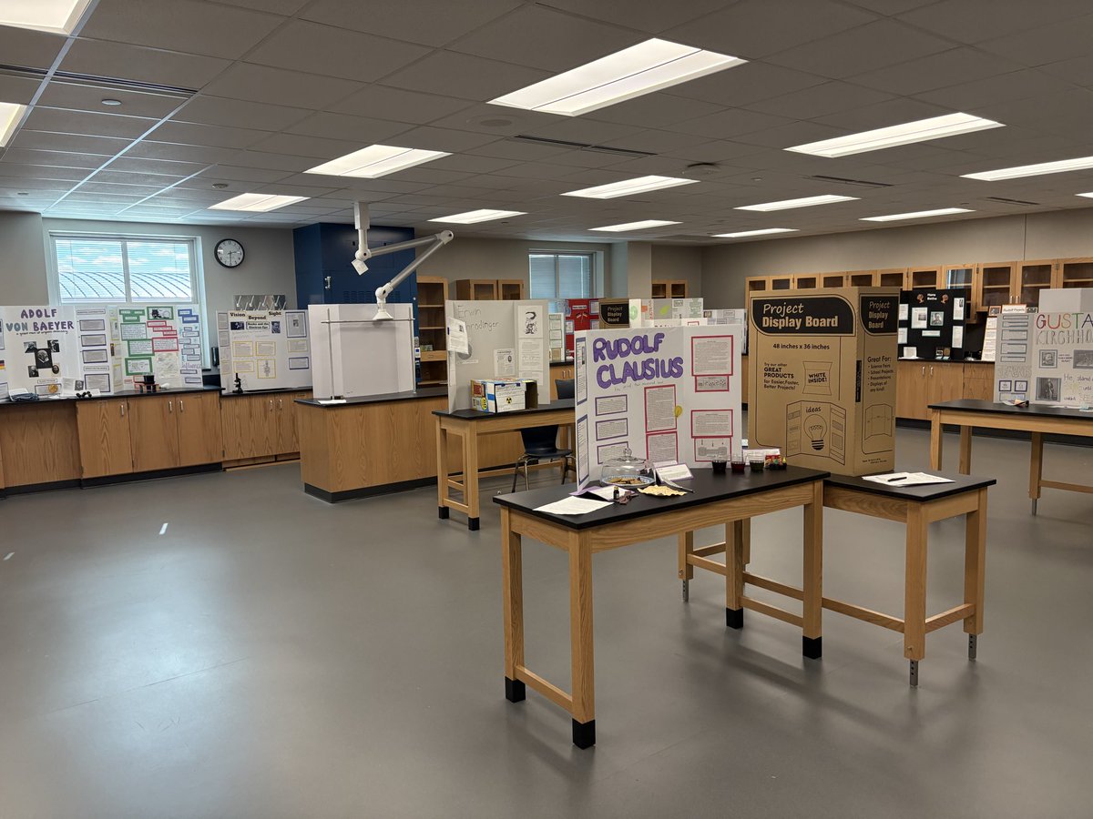 The German Scientists museum closes for another year.  Thanks to all the parents, teachers, classes, counselors and admin who stopped by to check it out and thanks to Frau Beck for partnering with my classes to help make this great project happen again this year