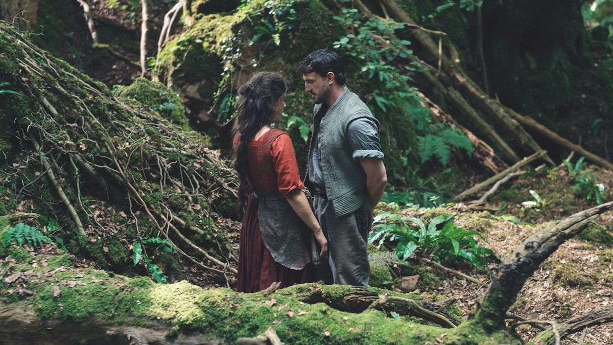 NEW FILM REVIEW 🚨

"an epic in human emotion."

Chloe Zhao's #Hamnet featured at <a href="/BFI/">BFI</a> #LFF...

Read my 4.5 ⭐️ review here: DomOnFilm.com/2025/10/23/fil…

#Film