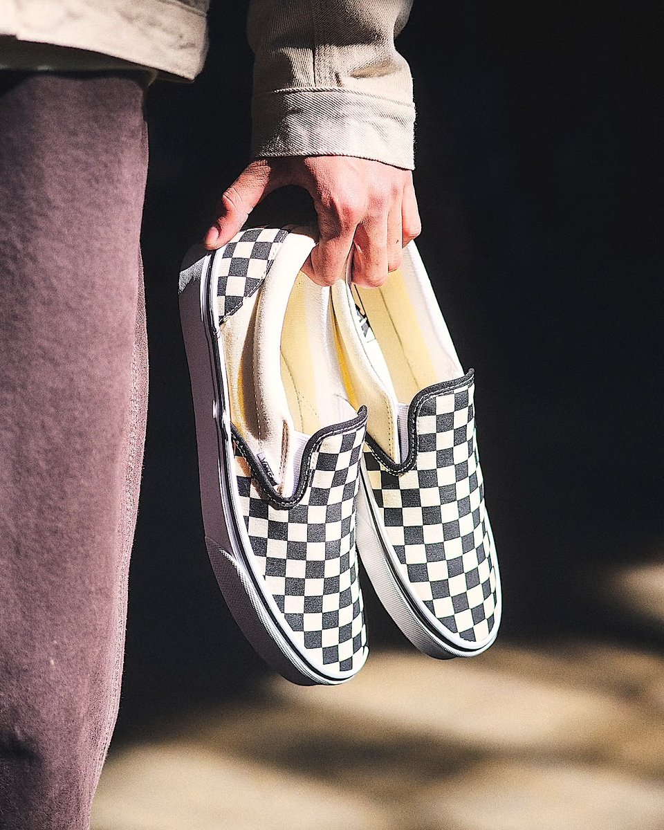 VictoriaFutures's tweet image. The shoe with the most potential to dethrone the Adidas Samba/Gazelle sneaker run?
Checkerboard Vans.