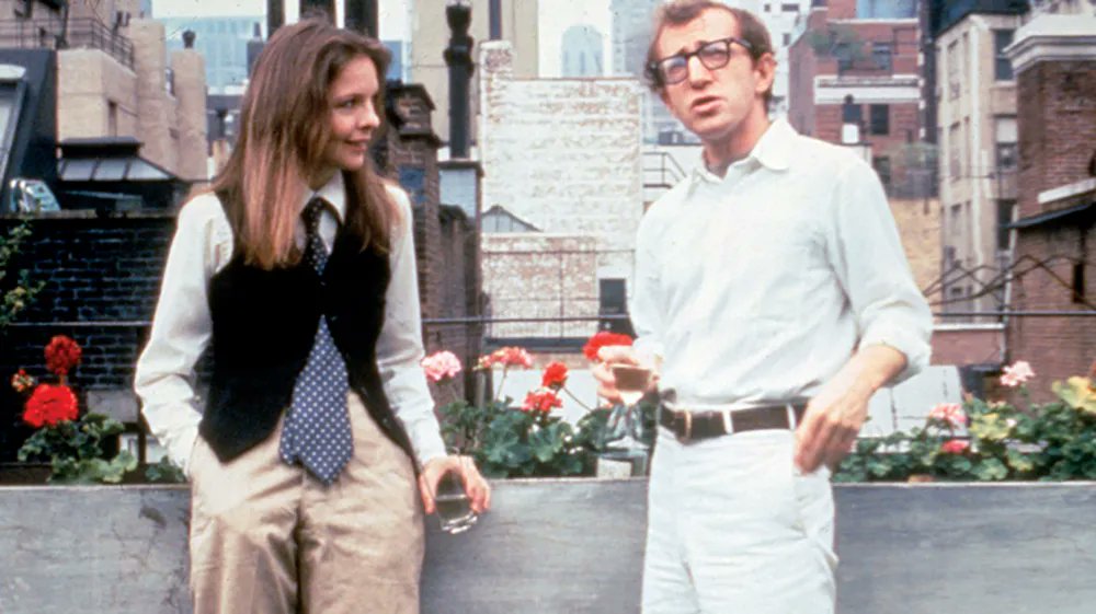 Variety's tweet image. Look back at the highlights of Diane Keaton's long career, from "Annie Hall" to "Father of the Bride" variety.com/gallery/diane-…