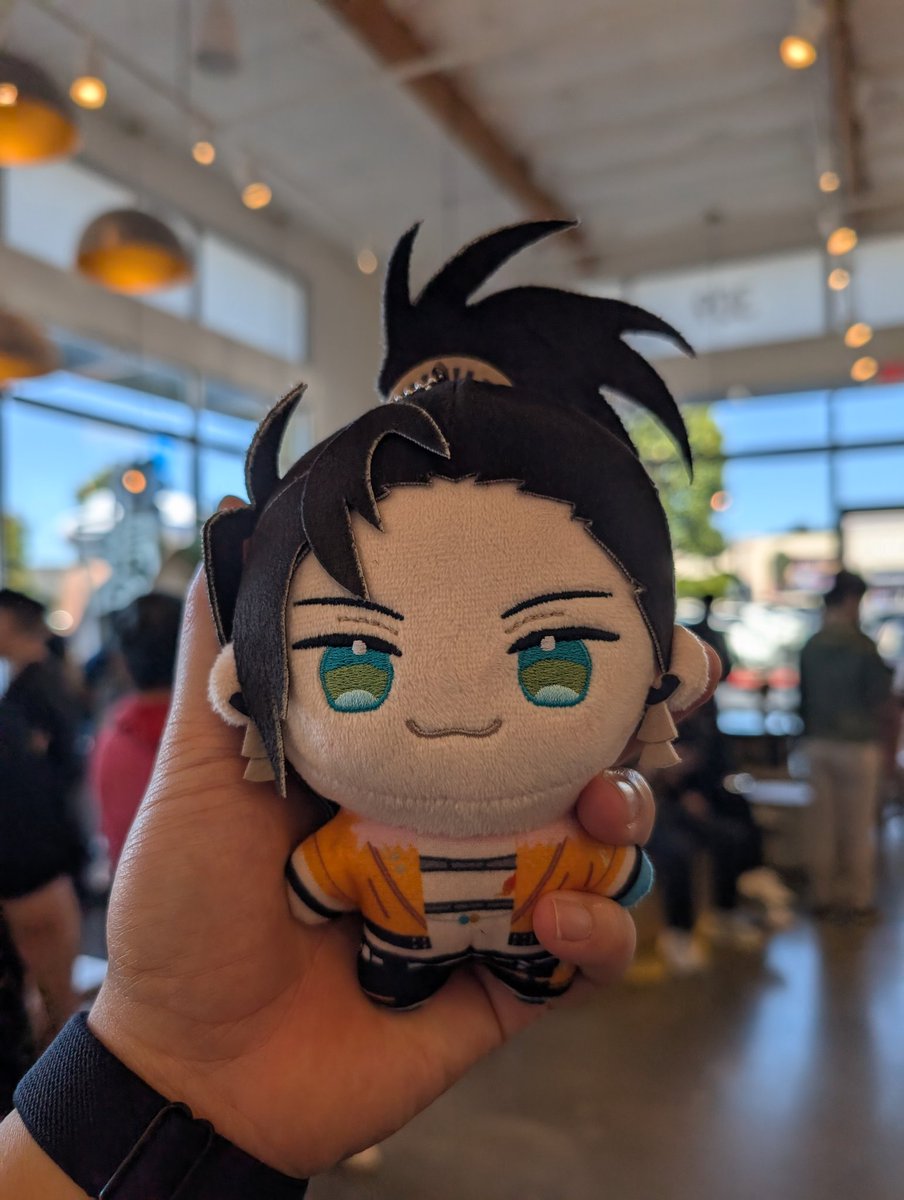 Whathekyle's tweet image. Tried the latest and greatest tea shop with Shinri today~

Randomly met a fellow Starmin in line too! Oshikatsu works fellas

#Joysuiji