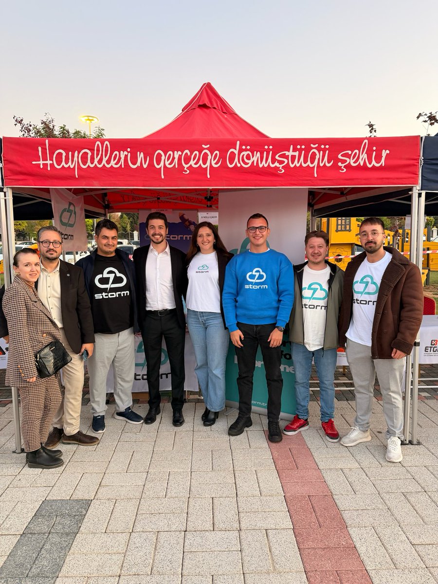 stormyazilim's tweet image. 🎤 ATAP Ignite’ta Sahnedeydik!

ATAP A.Ş. tarafından düzenlenen III. ETGB Zirvesi etkinliğinde, girişimcilik ekosisteminin yenilikçi temsilcileriyle bir aradaydık.

🚀Storm olarak hem standımızda çözümlerimizi tanıttık hem de sahnede yerimizi aldık.