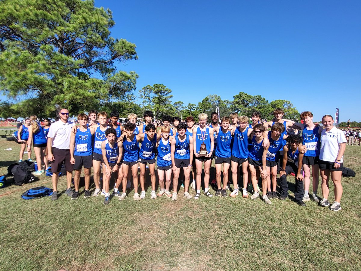 Hawk Running tweet media