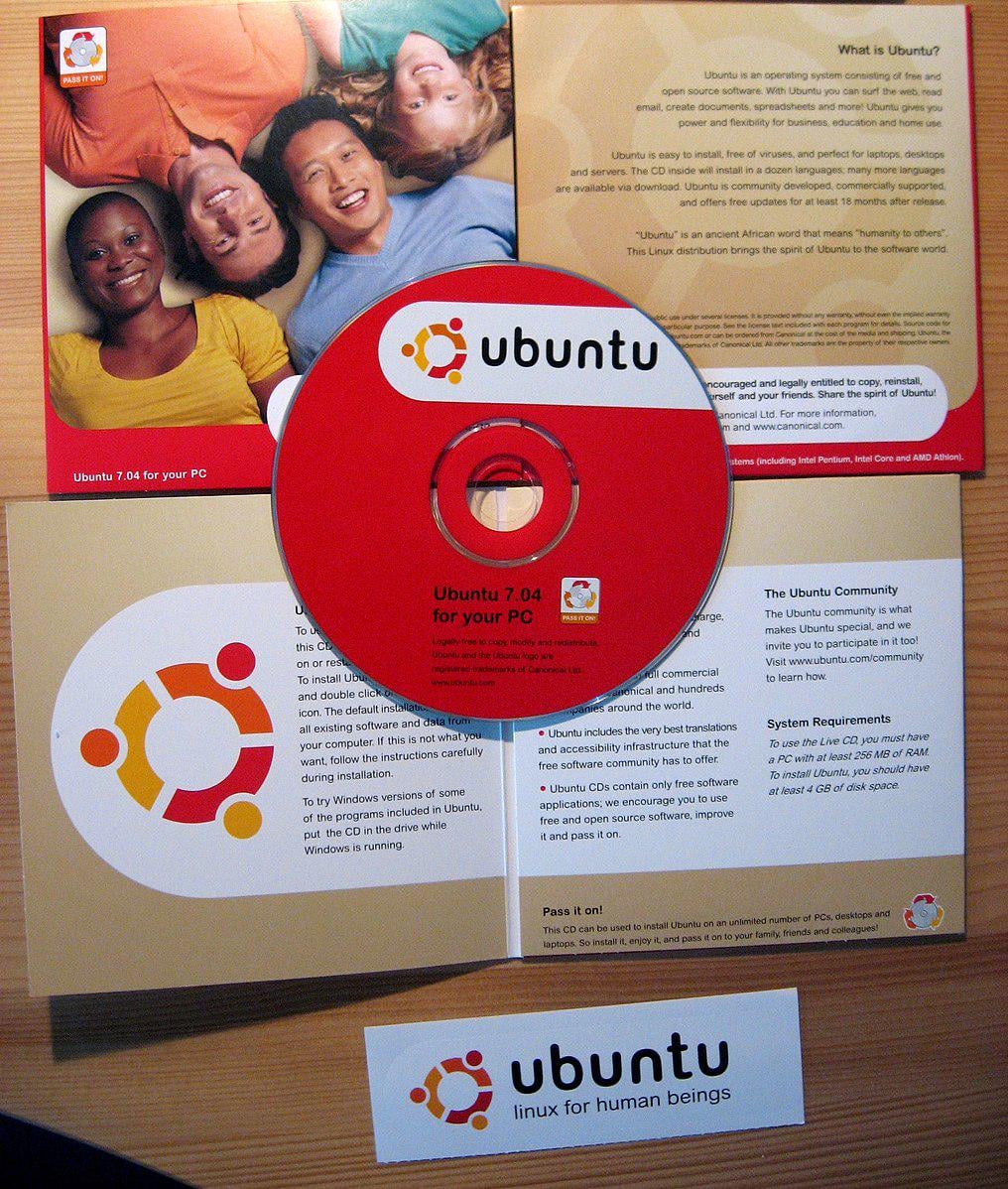 sysxplore's tweet image. Do you still remember your first Linux distribution?