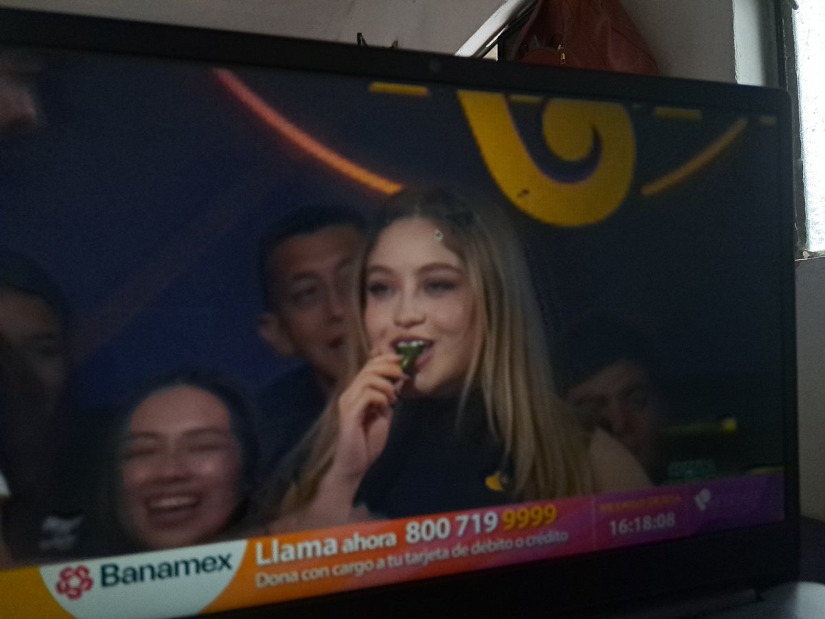 MYALIVESS's tweet image. hola @karolsevilla