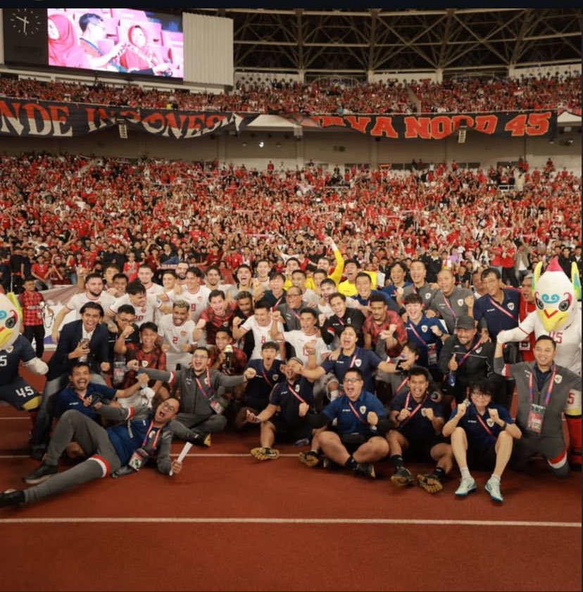 Help i’m still at the restaurant.